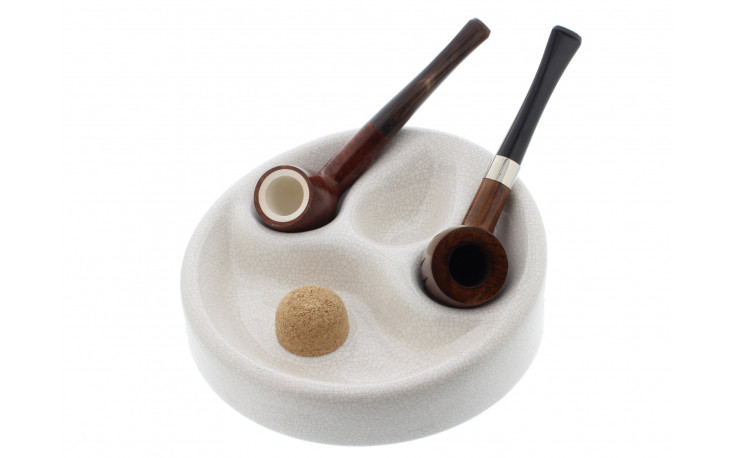 Ceramic ashtray for 3 pipes