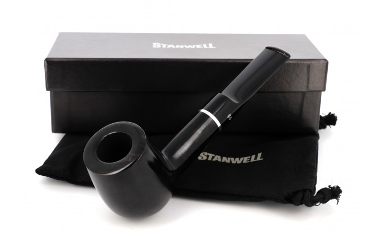 Stanwell Black Diamond 13 pipe