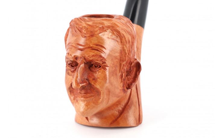 Sculpted Emmanuel Macron pipe
