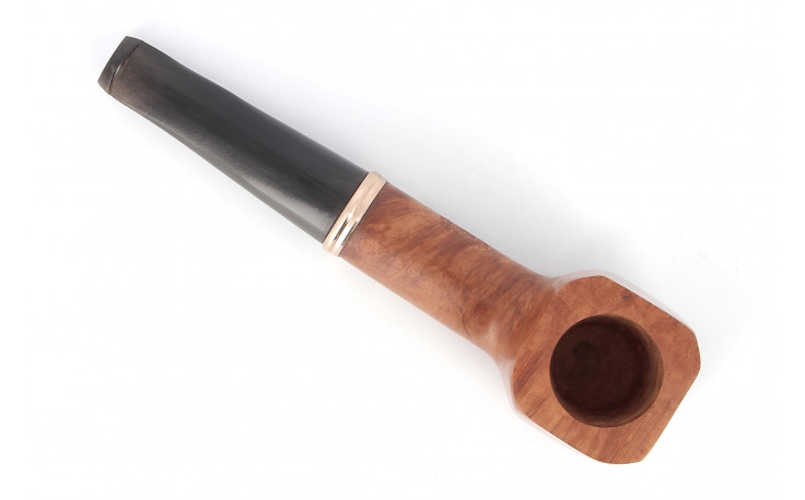 St Claude pipe (horn stem)