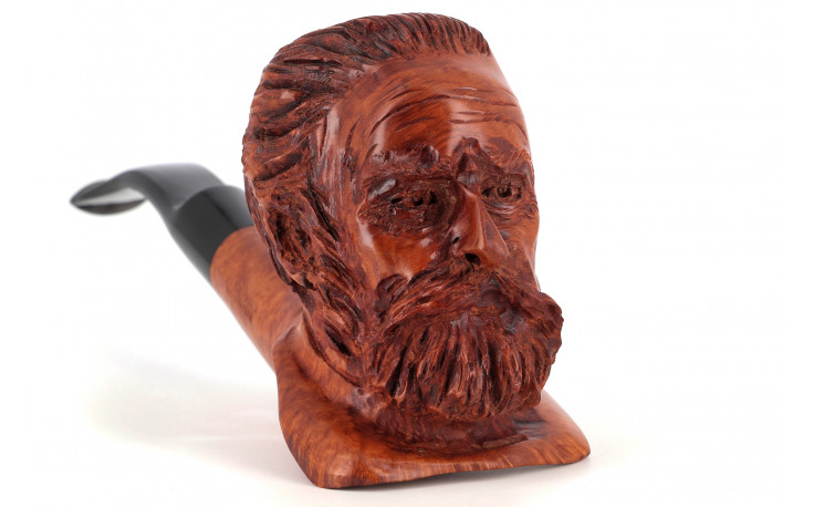 Pipe sculptée en bruyère Victor Hugo