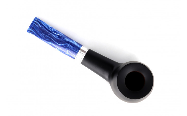 Chacom Maigret 1201 black pipe (blue stem)