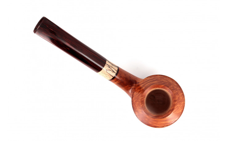 Nuttens Hand Made 68 Rhodesian A pipe