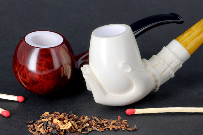 Meerschaum pipe vs pipe with a meerschaum-lined bowl